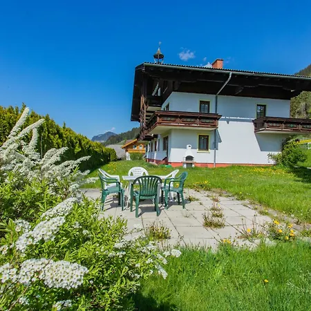 Huberhof 2 By Alpenidyll * Schladming